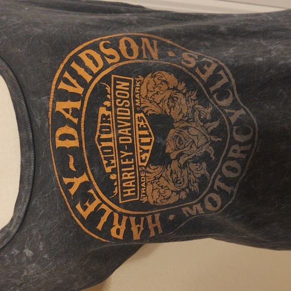 Harley Davidson Women's Short Sleeve TShirt - Picture 2 of 9